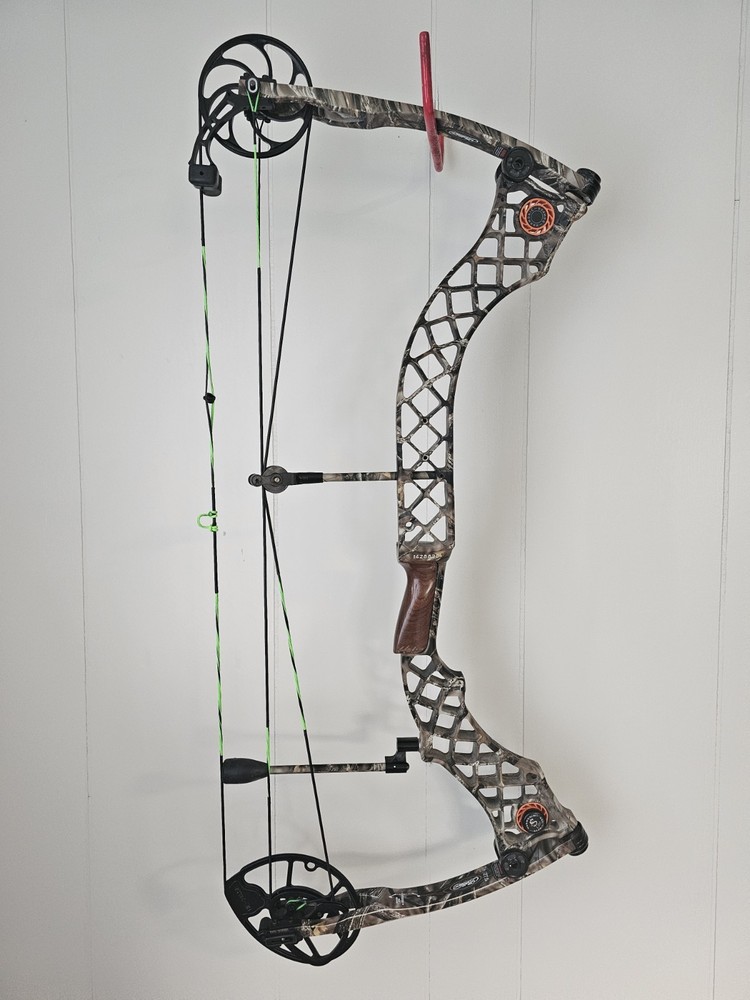 Mathews Helim Heli-m Compound Bow
