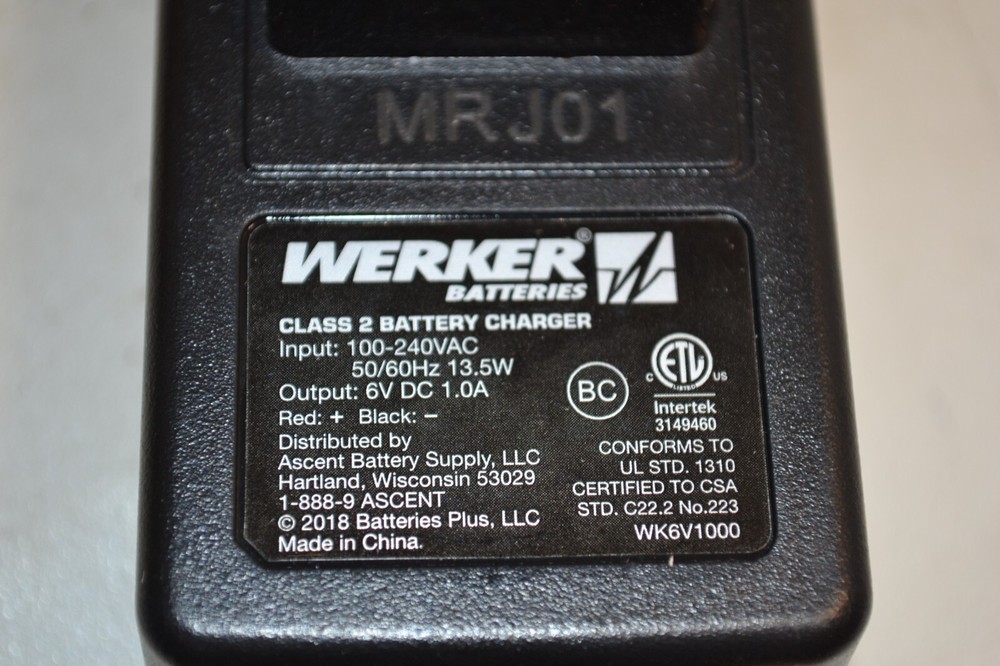 WERKER CLASS 2 BATTERY CHARGER MRJ01