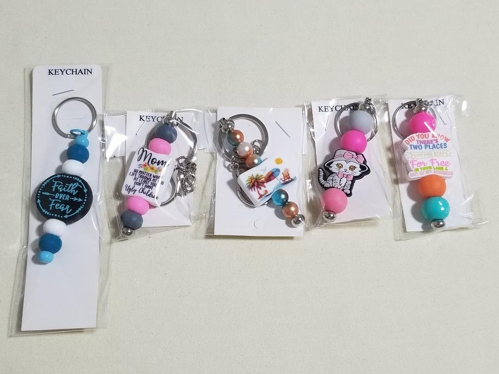 bulk beaded keychains, wholesale keychains, keychains, multiple keychains, (w57)