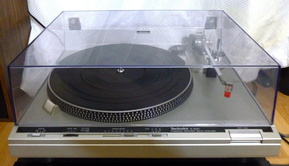 Technics SL-B500 Frequency Generator Servo Automatic Turntable  + Shure M92E