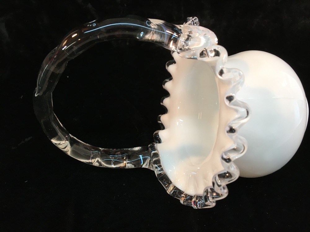 FENTON Silvercrest 6-1/4" Basket w/Bamboo Handle