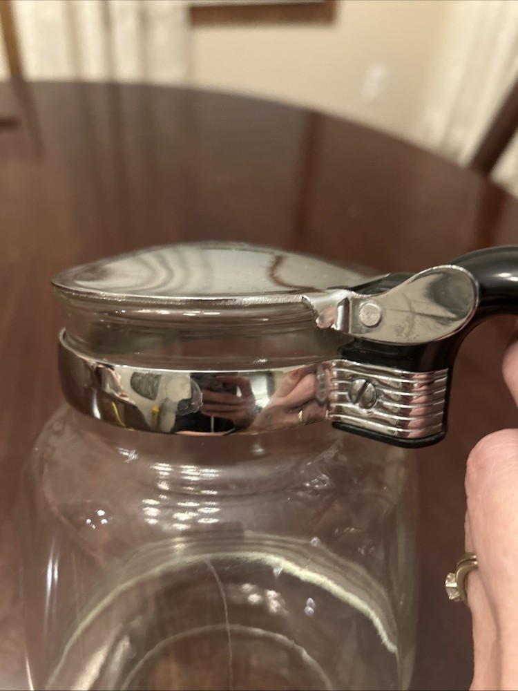 Glass Coffee Server 5 C with Bakelite Handle & Attached Lid Vtg MCM