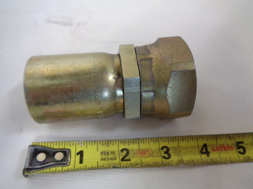 NEW HYDRAULIC SWIVEL HOSE FITTING HY18