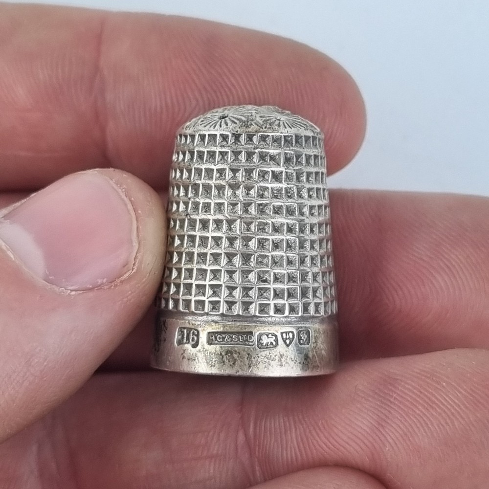 Antique Solid Silver Thimble Chester 1906 Henry Griffith & Sons
