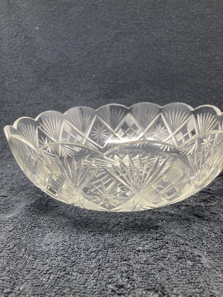 Prescut pattern glass crystal bowl
