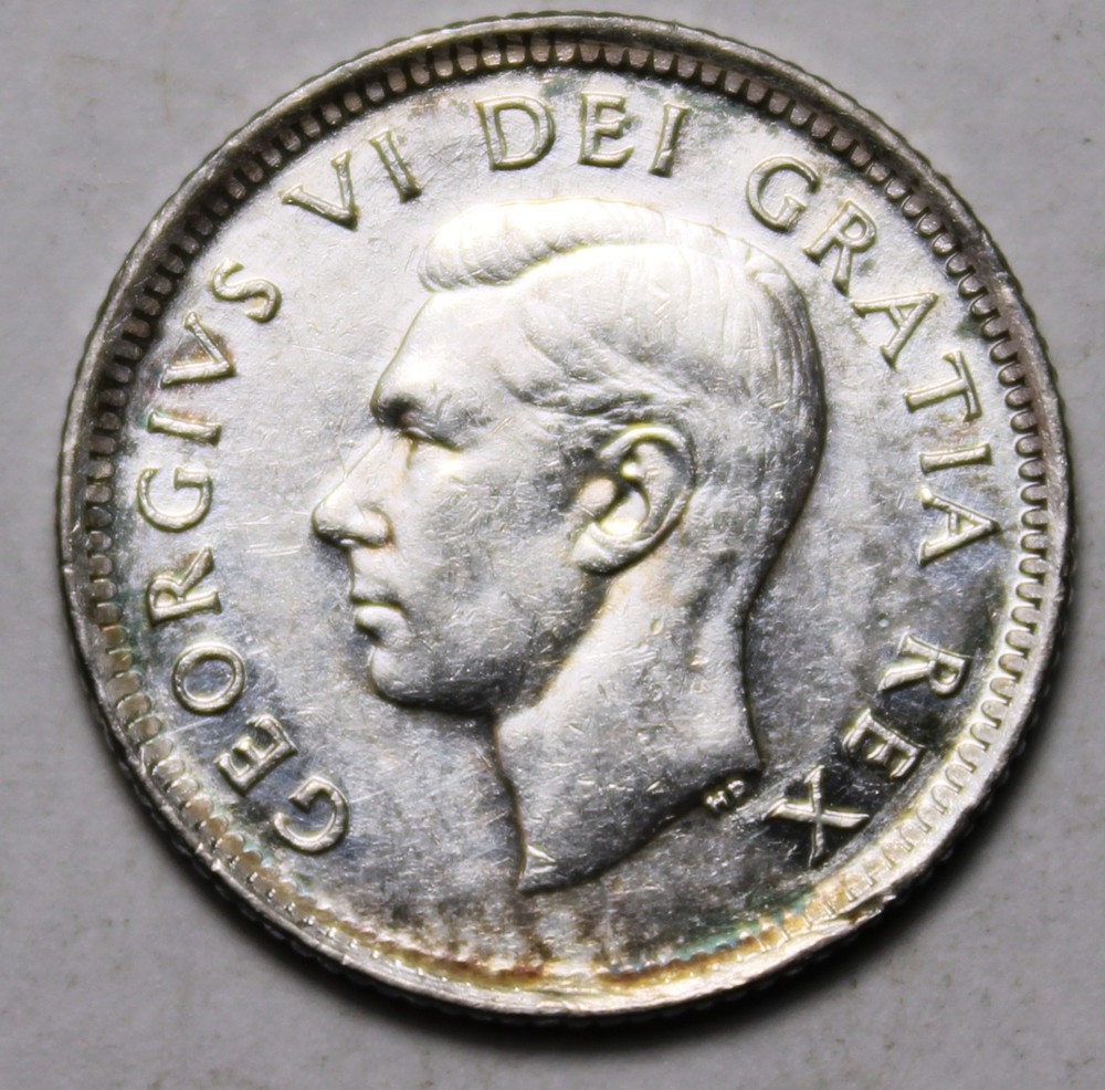 Canada 1952 Silver 10 Cents, Nice Grade (C704)