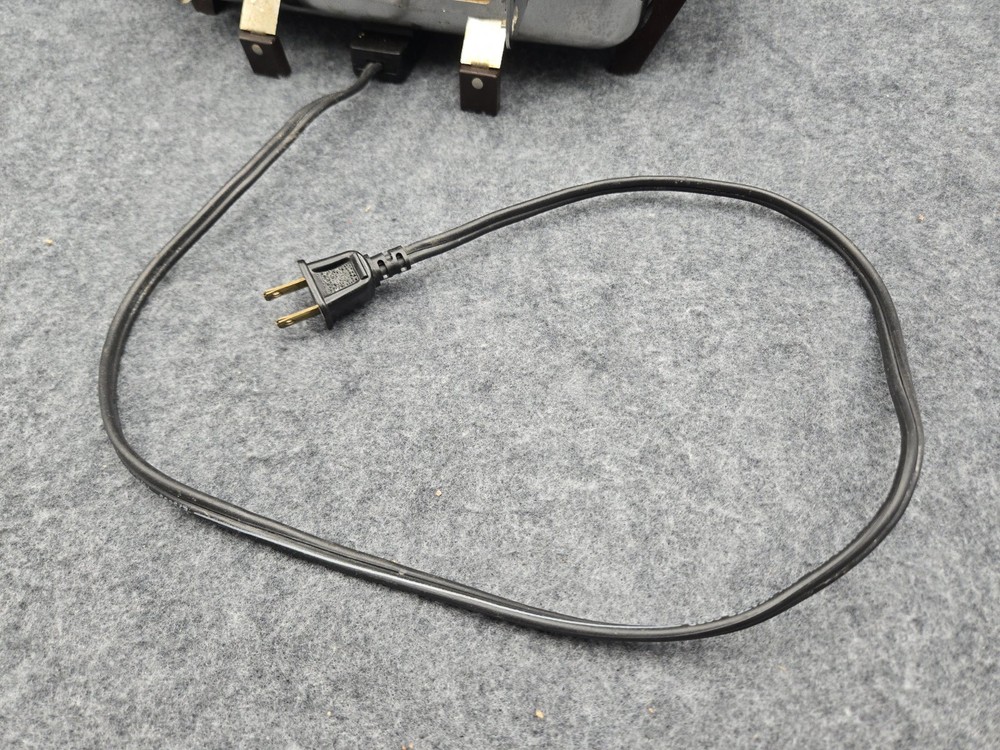 VTG Toastmaster 269C Chrome Waffle Maker Reversible Plates Tested