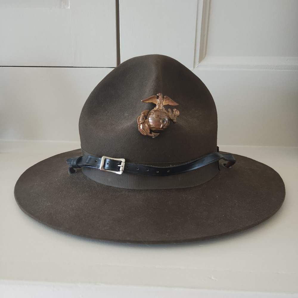 USMC Campaign Hat w/ Eagle Globe Anchor – Drill Instructor Style – Brown Felt