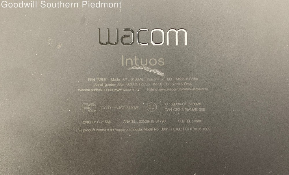 Wacom Intuos CTL-6100WL Graphics Tablet with Stylus Pen Bundle - Tested