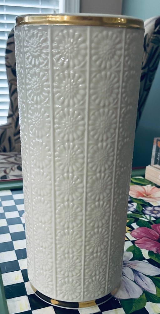 lenox vase gold trim