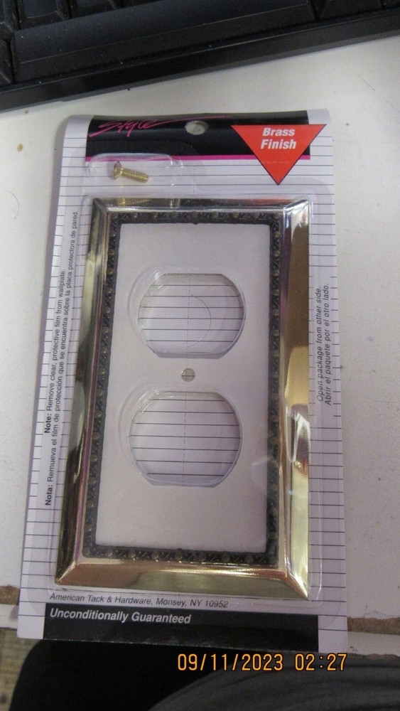 Amertac 141DW Duplex Wallplate, Brass Finish