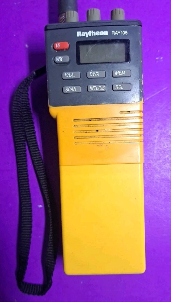 Raytheon RAY 105 Handheld Marine Radio