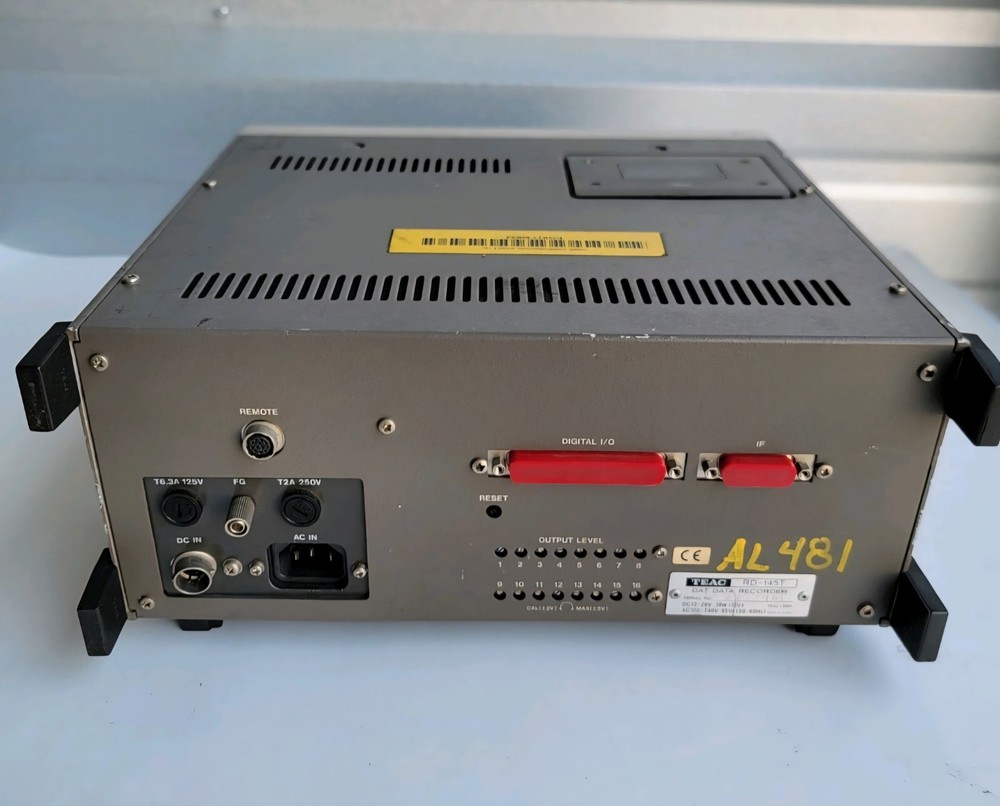 TEAC RD-145T DAT 16 CHANNEL DATA RECORDER.