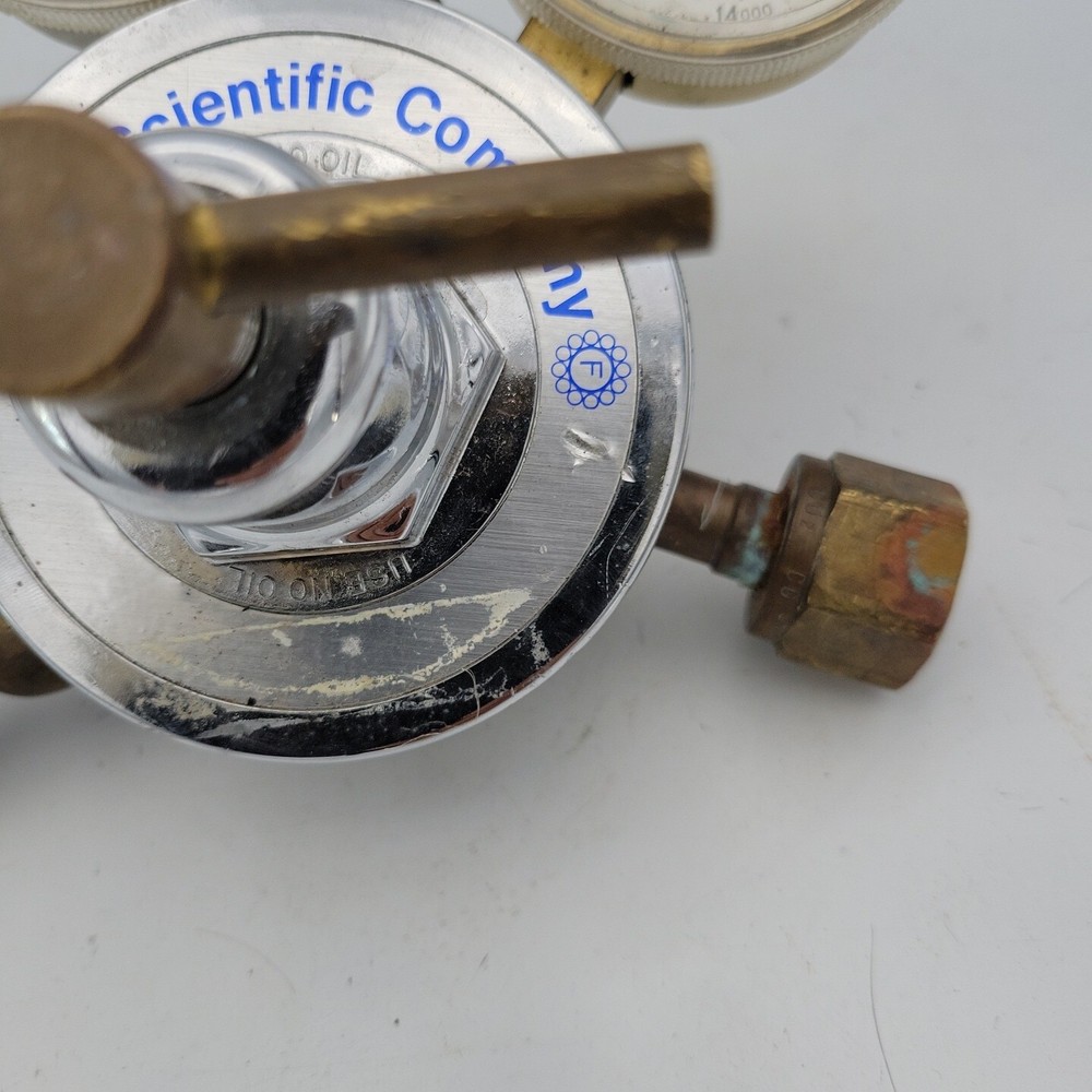 Fisher Scientific Company Regulator