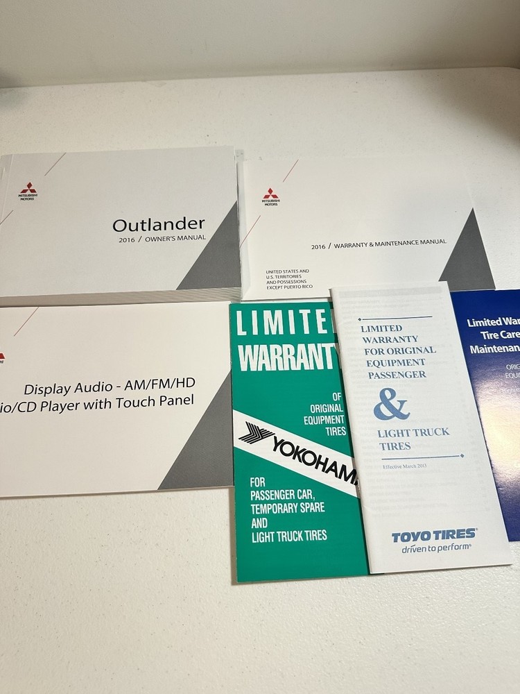 2016 Mitsubishi Outlander Owner's Manual Set