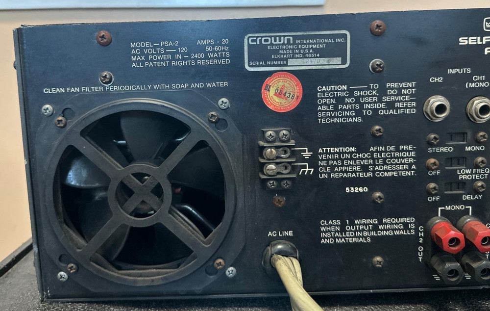 Crown PSA-2 Self-Analyzing Power Amplifier. Untested! Turns on!
