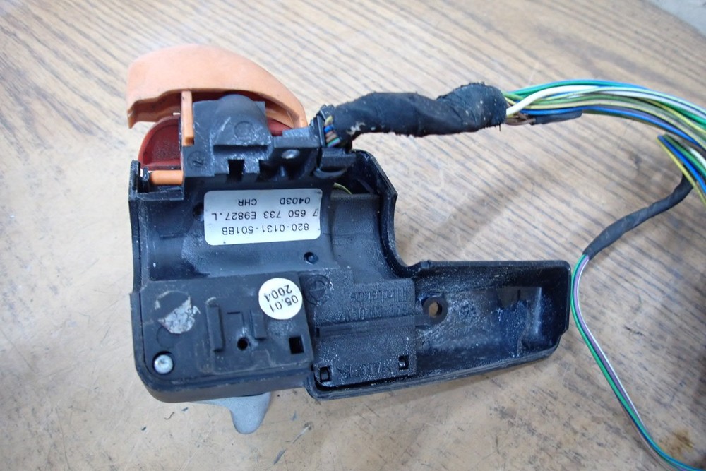 2003 BMW K1200LT LEFT HAND SWITCH CONTROL BUTTON