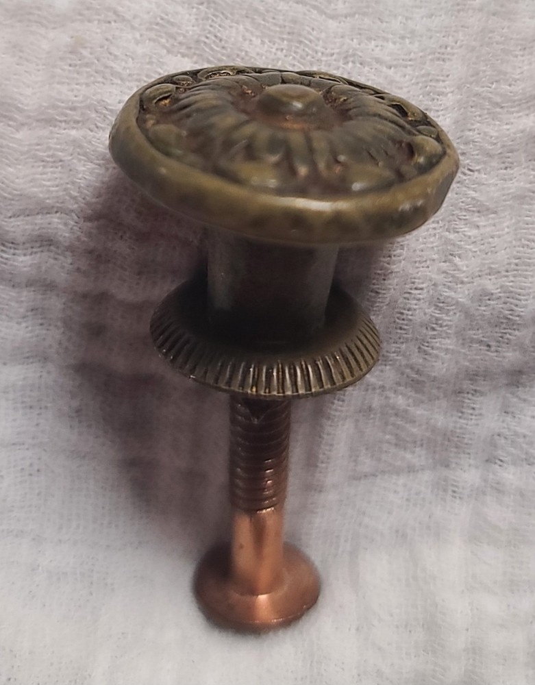 1 Vintage Brass Drawer Pull