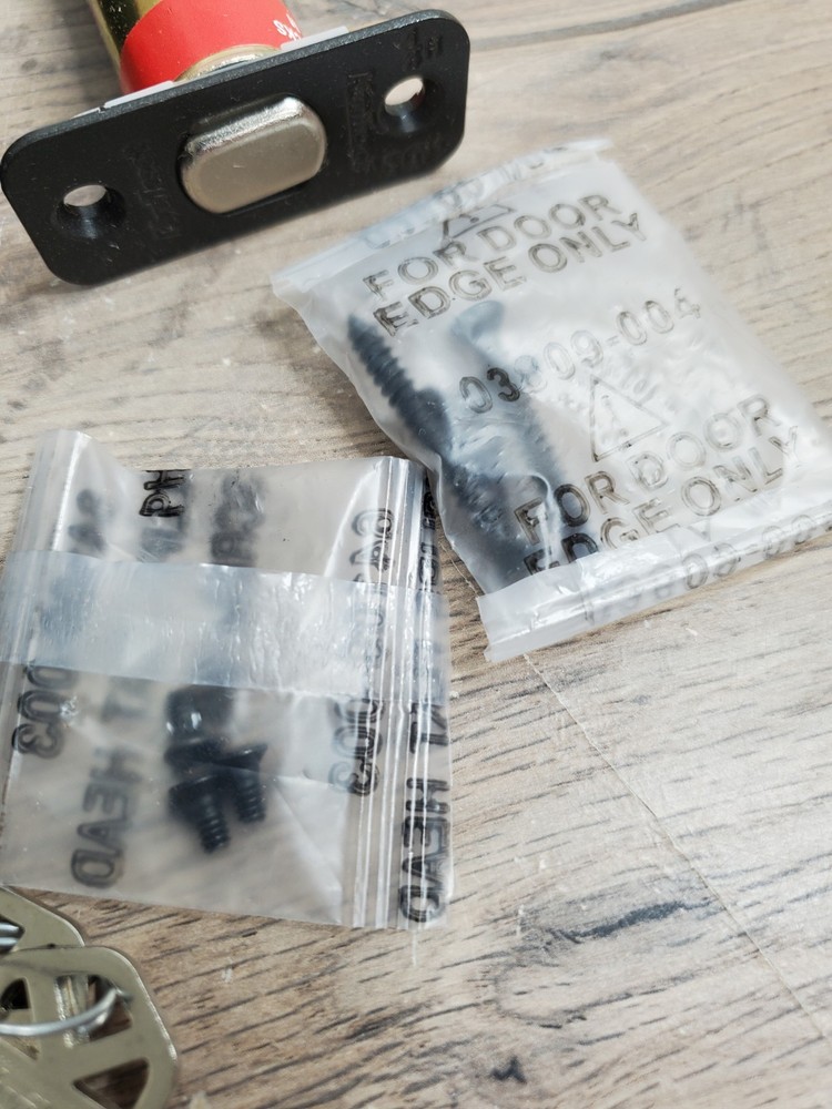 KWIKSET SMARTCODE 913 TOUCHPAD ELECTRONIC DEADBOLT / IRON BLACK FINISH