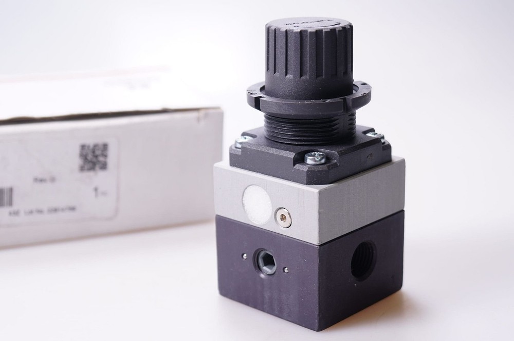 CAMOZZI PR104-M07 Rev. G Precision Controller - Size 1 Socket G1/4 Conf