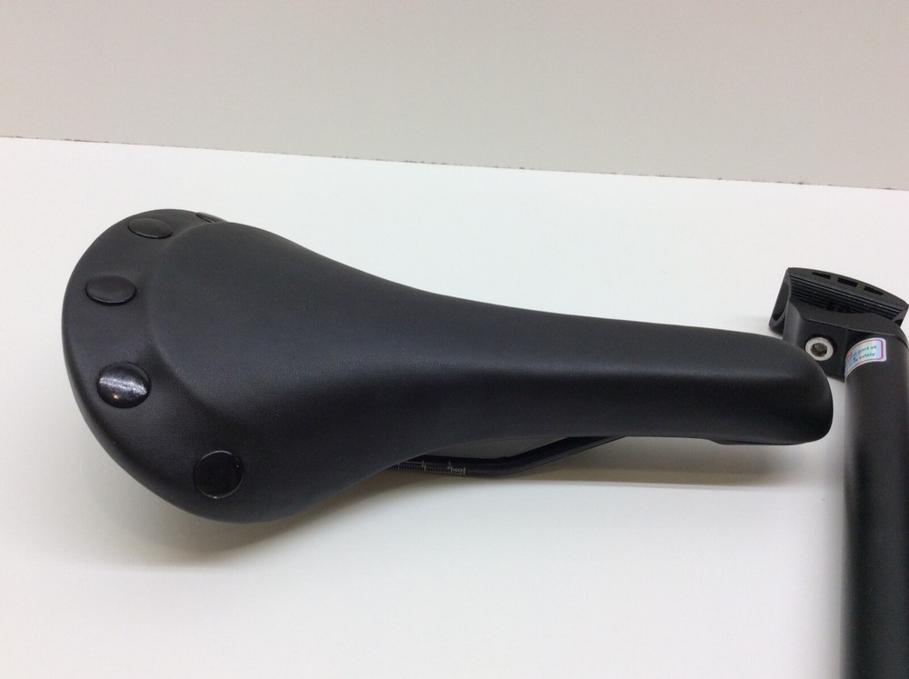 Chifa Seat Saddle Black plus Post