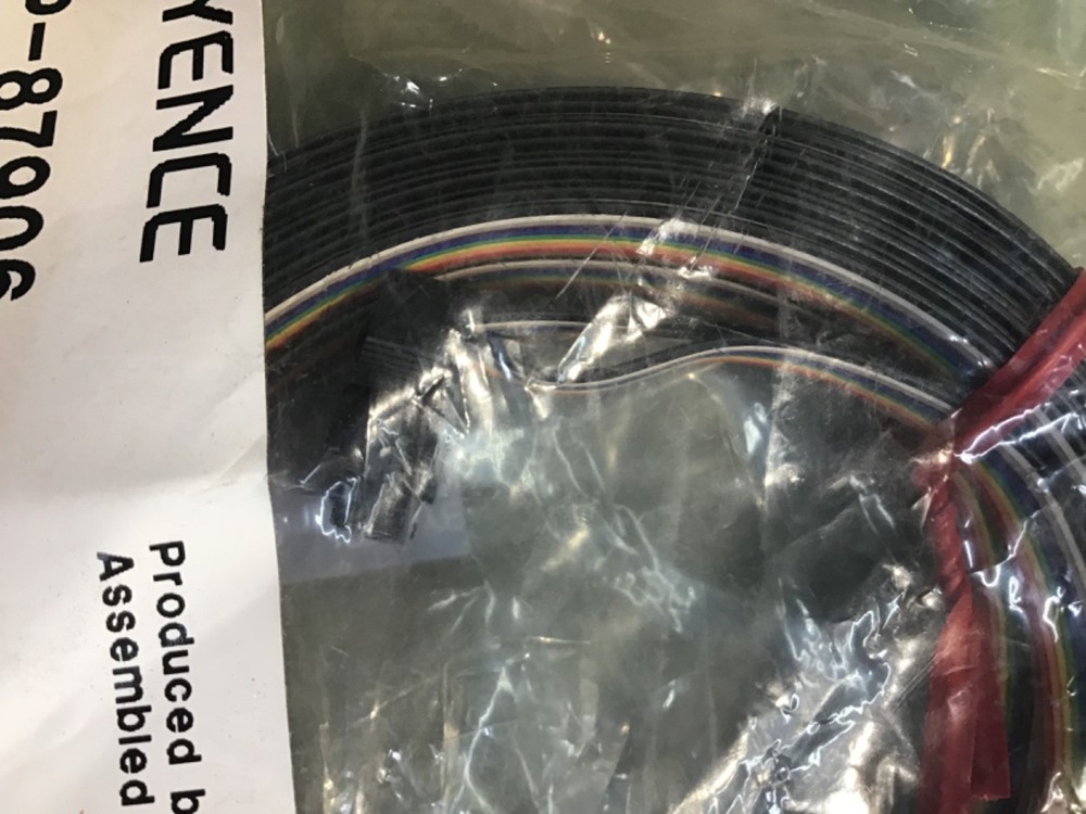 KEYENCE OP-87906 SENSOR CONNECTING CABLE, RIBBON CABLE 3M CABLE LENGTH. NEW PKG.