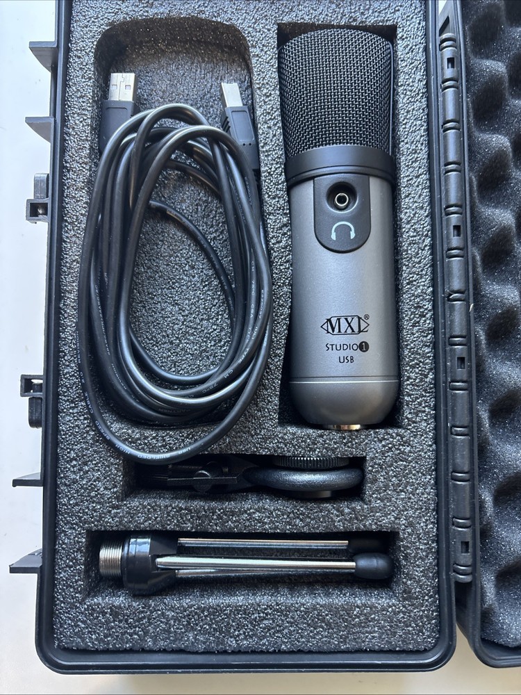 MXL Studio 1 USB Microphone With Case And Stand