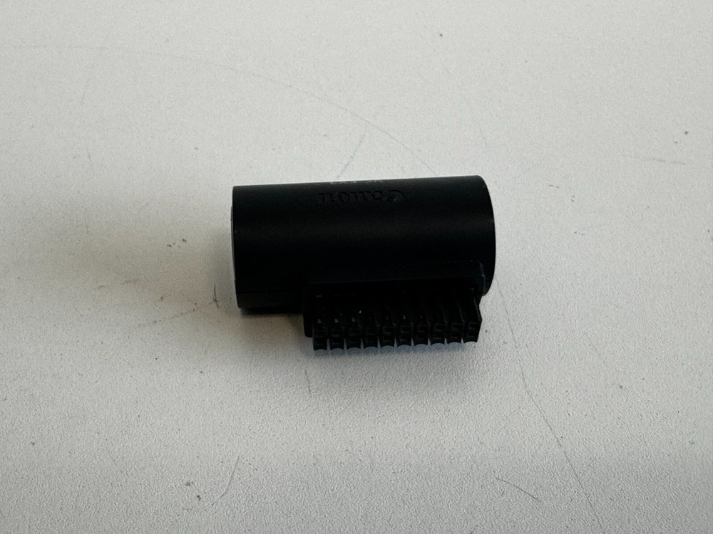 L6: Canon VC-EX3 Canon Interface Adapter