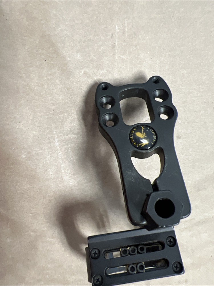 Barnett TS370 Crossbow Black with case