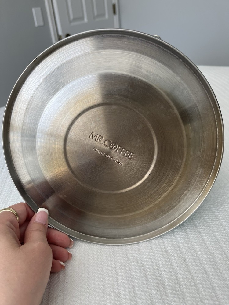 Mr. Coffee Teal Tea Kettle with Chrome Lid and Spout 2.3 Qt