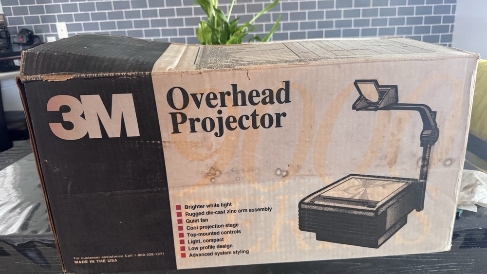 Vintage Classroom 3M 9100 Overhead Projector Tested
