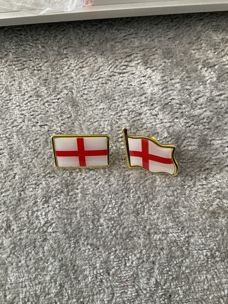 St George Cross pin badge set