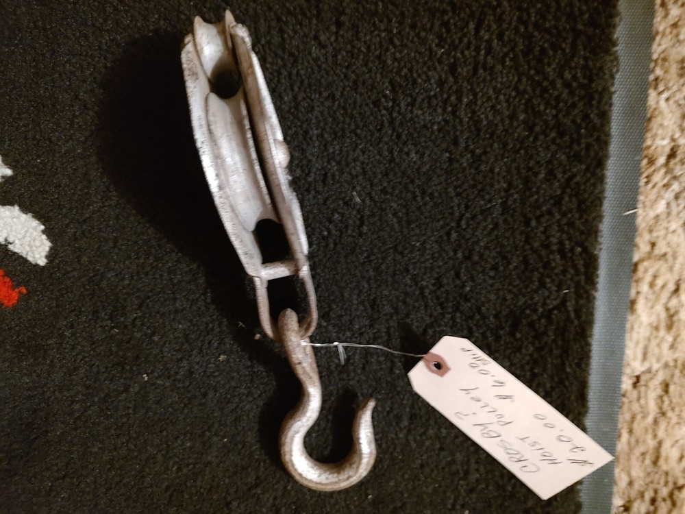 Hoist pulley possibly Crosby marked 5 with hook