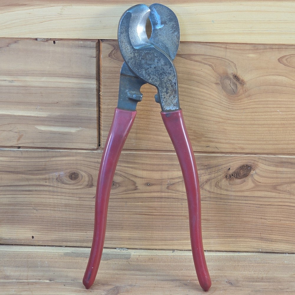 Klein Tools 63050 9-1/2" High Leverage Cable Cutters Pliers