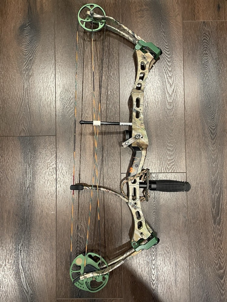 bear archery compound bow right hand