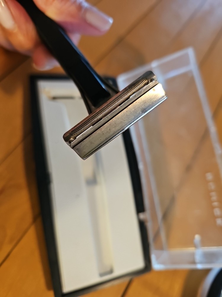 Vintage Schick Razor