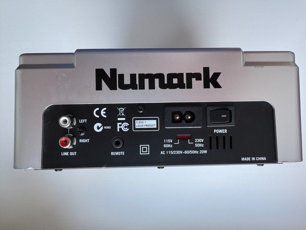 NUMARK NDX 200 DJ Professional Tabletop CDJ Player