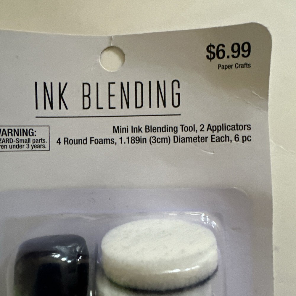 ink blending tool. 2 Mini Applicators, 4 Round Foams