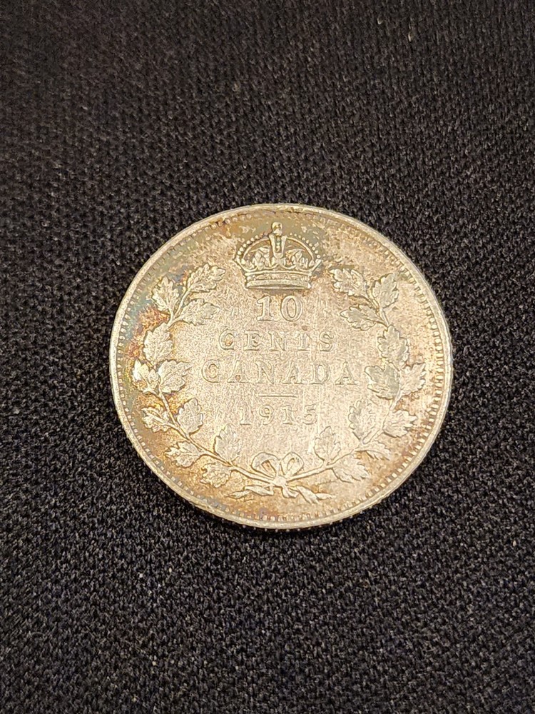 1915 Canada 10 Cents Silver Coin