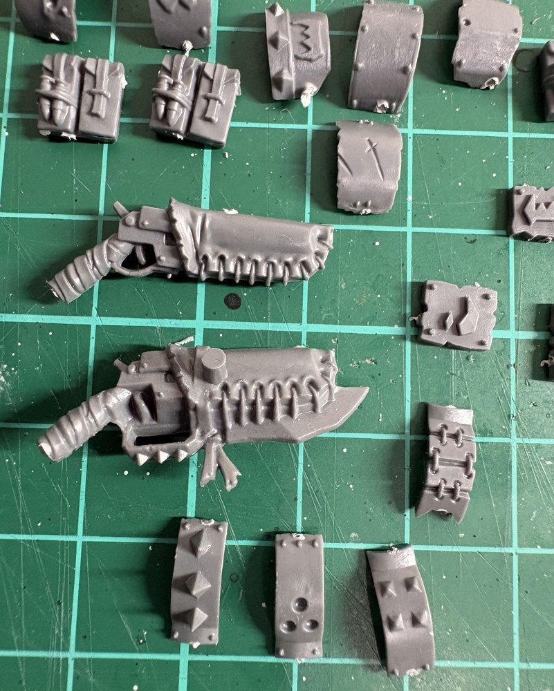 Warhammer 40K Orks Mega Bits Lot| Heads Weapons & Accessories Bundle | Kitbash