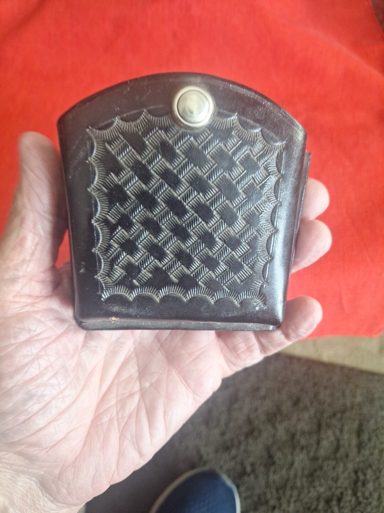 Ruff Rider Used Old Black Leather Handcuff Case # 111