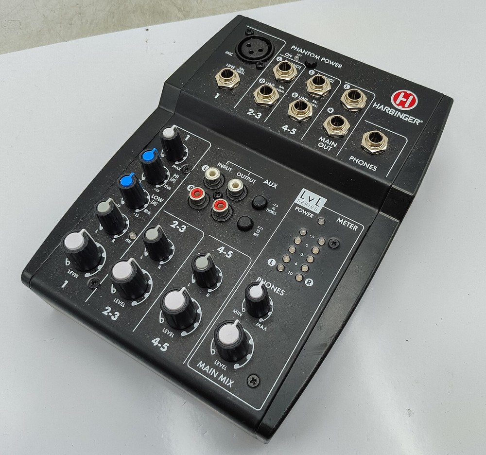 Harbinger L502 5 Channel Mixer - No Power Cord