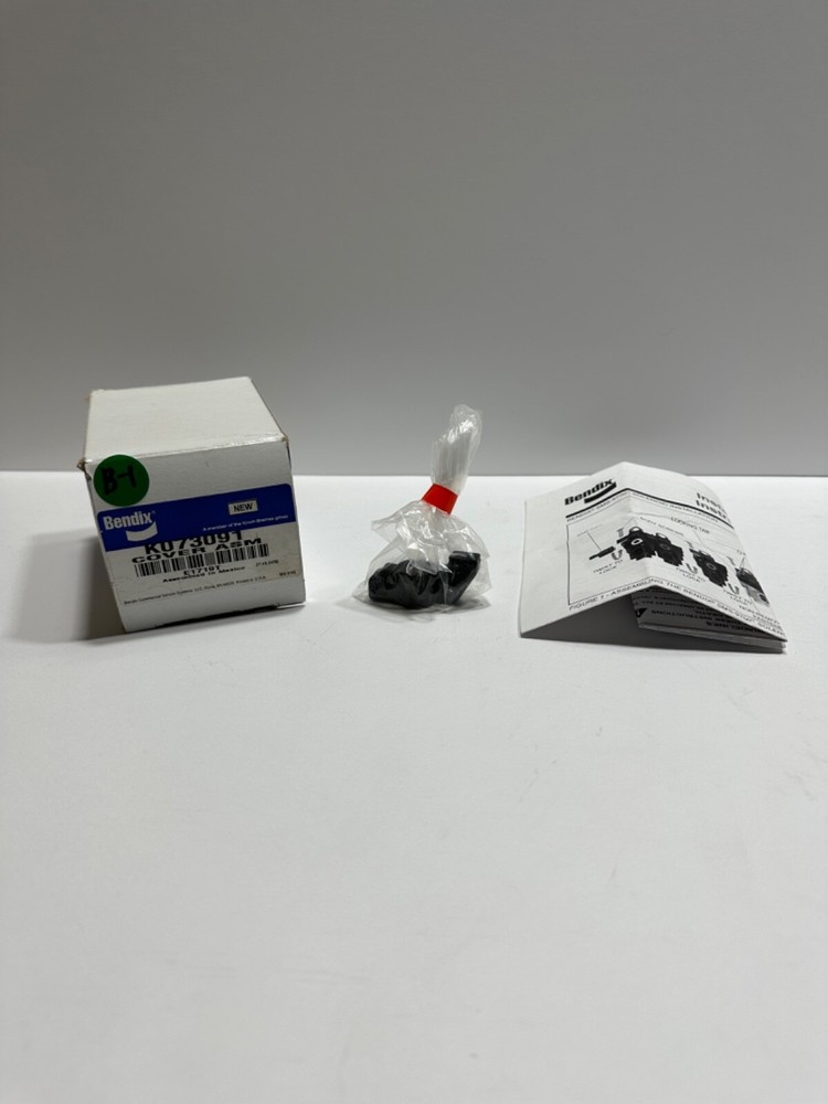 NEW BENDIX K073091 COVER ASSEMBLY