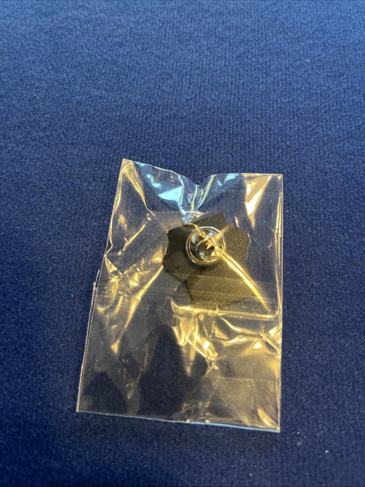 Gencon 2024 Exclusive Comic Hunters Enamel Pin Spin Masters