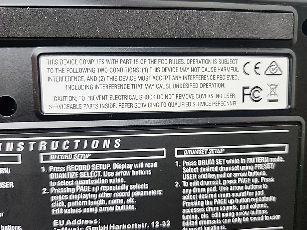Alesis SR-16 24-Bit Stereo Drum Machine With Power Supply