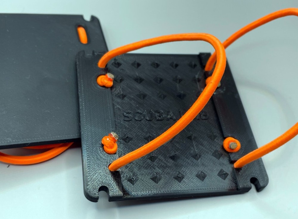 Weight holder plate for sidemount