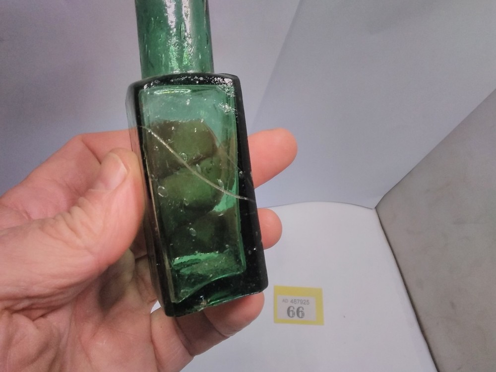 Antique Bottle Dark Green Shear Top