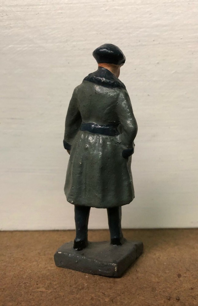 RARE TRAIN PASSENGER STANDING, PAINTED COMPOSITION 3.25 INCHES TALL