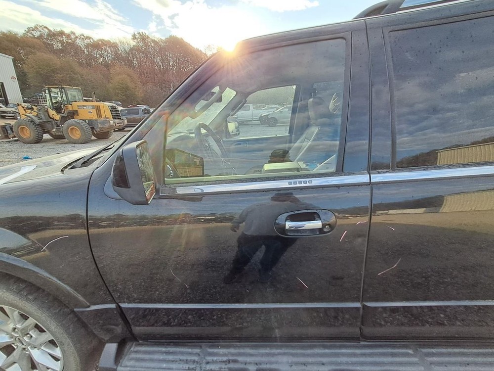 EXPEDITON 2016 Glove Box 4869680