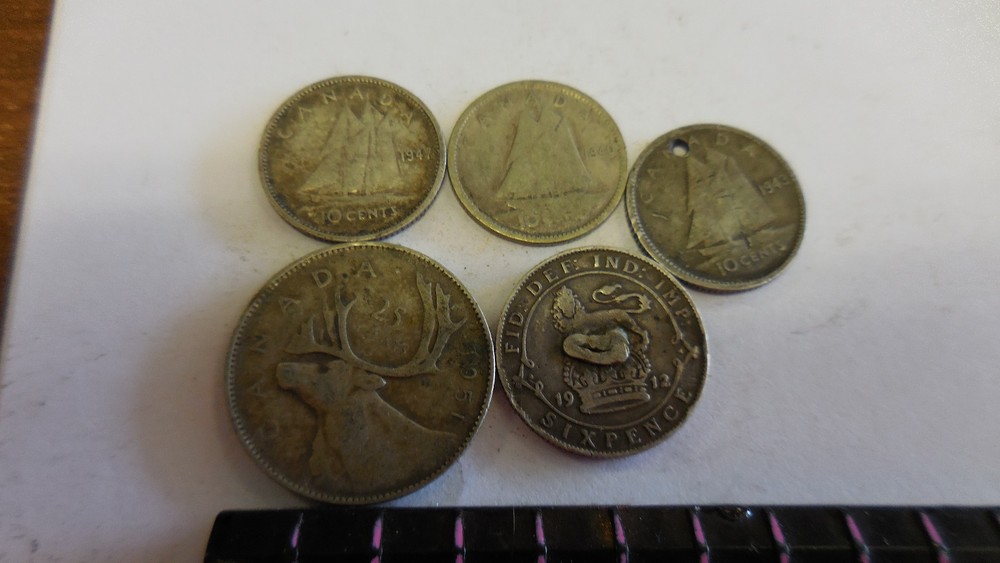 Canada 5 coins -- Silver